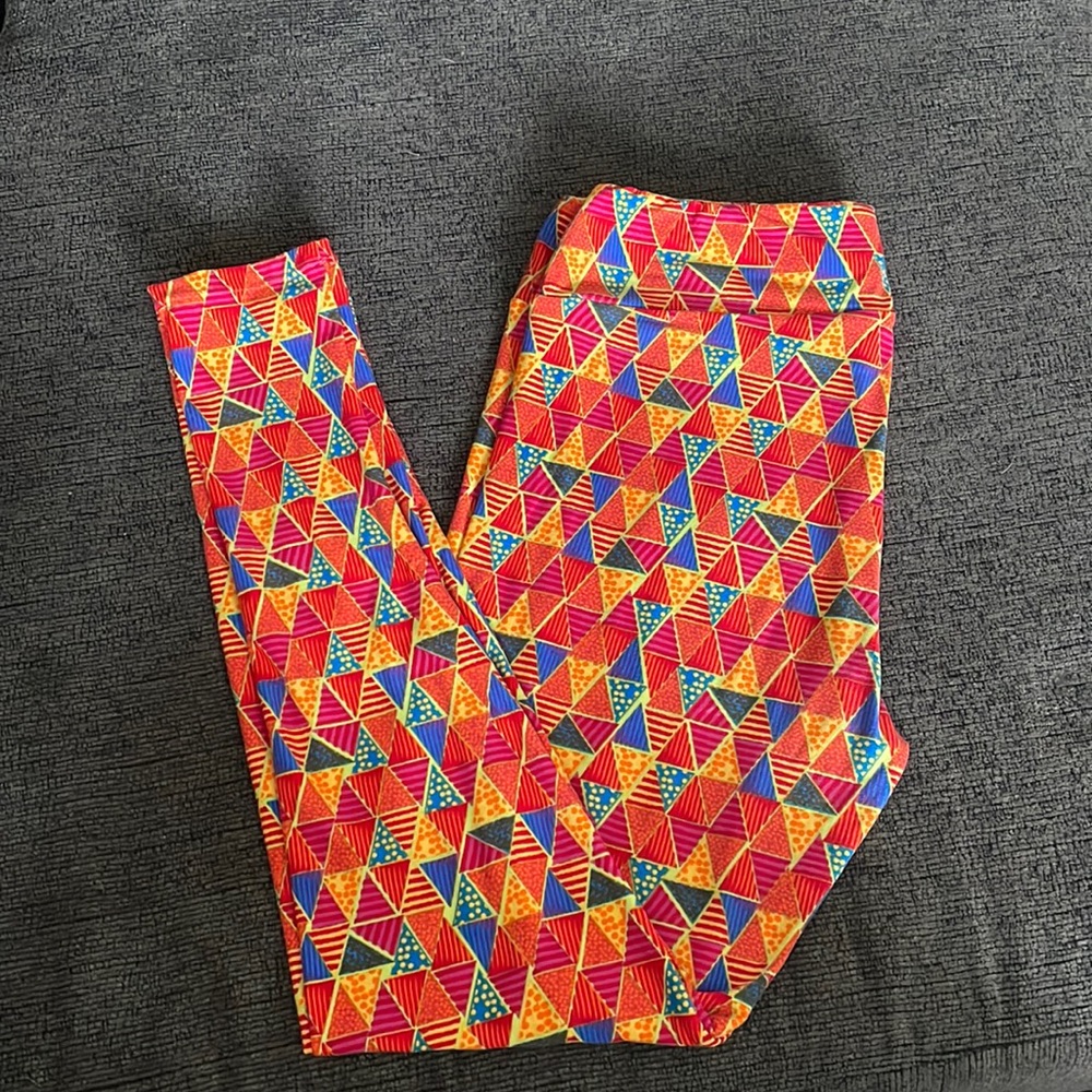 LuLaRoe Tall and Curvy leggings